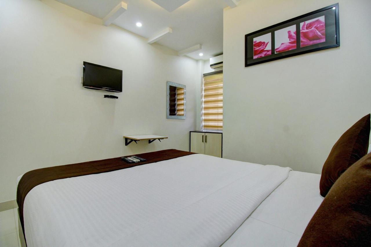 Rd Towers Hotel Madras Buitenkant foto