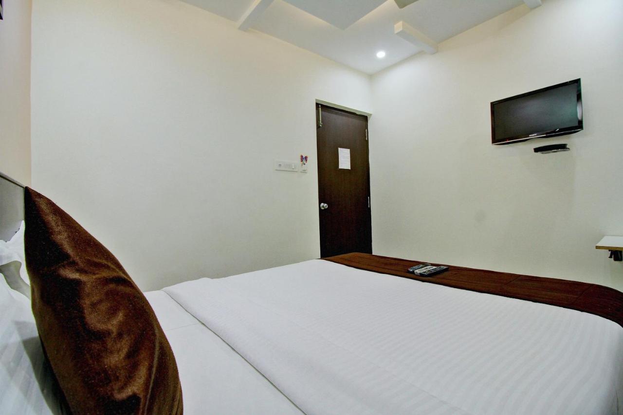 Rd Towers Hotel Madras Buitenkant foto