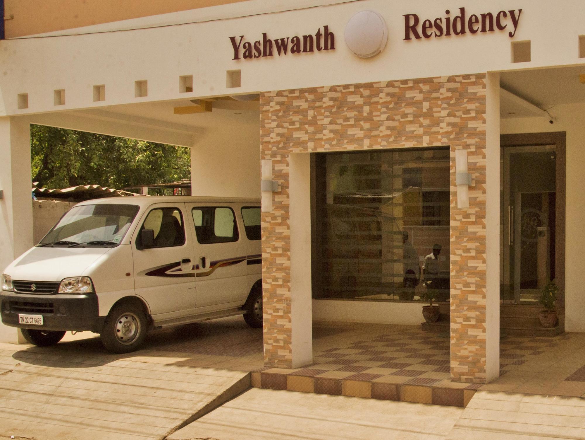 Rd Towers Hotel Madras Buitenkant foto