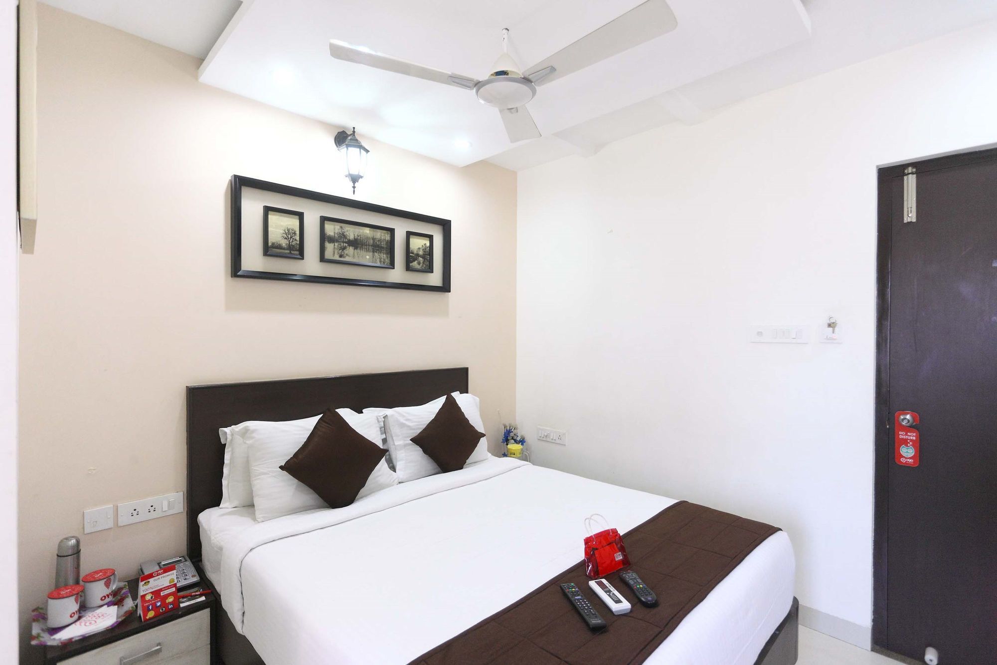 Rd Towers Hotel Madras Buitenkant foto