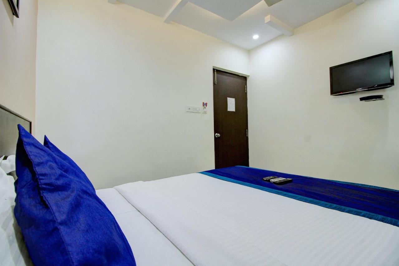 Rd Towers Hotel Madras Buitenkant foto