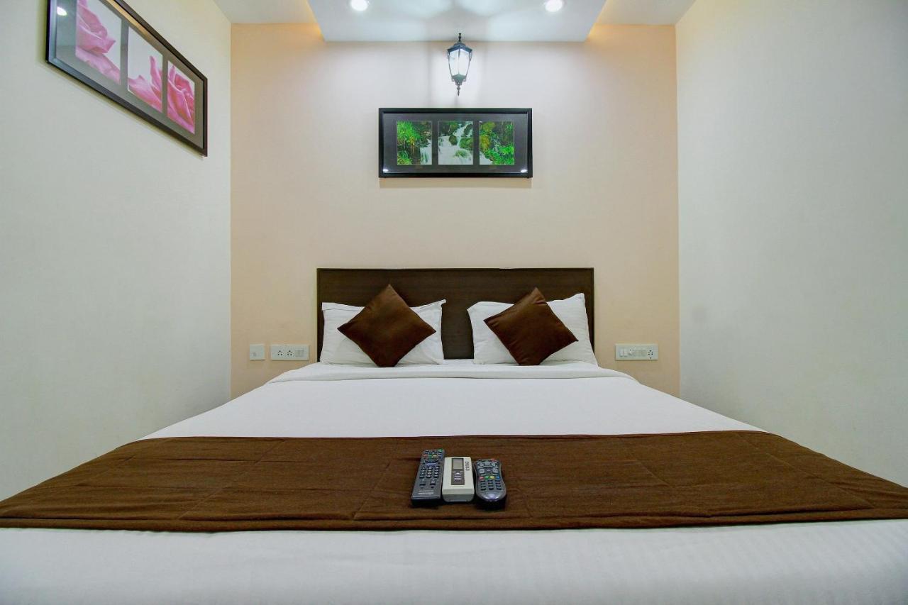 Rd Towers Hotel Madras Buitenkant foto